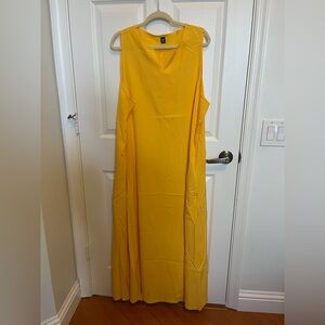 SHEIN Vibrant Yellow Maxi Dress